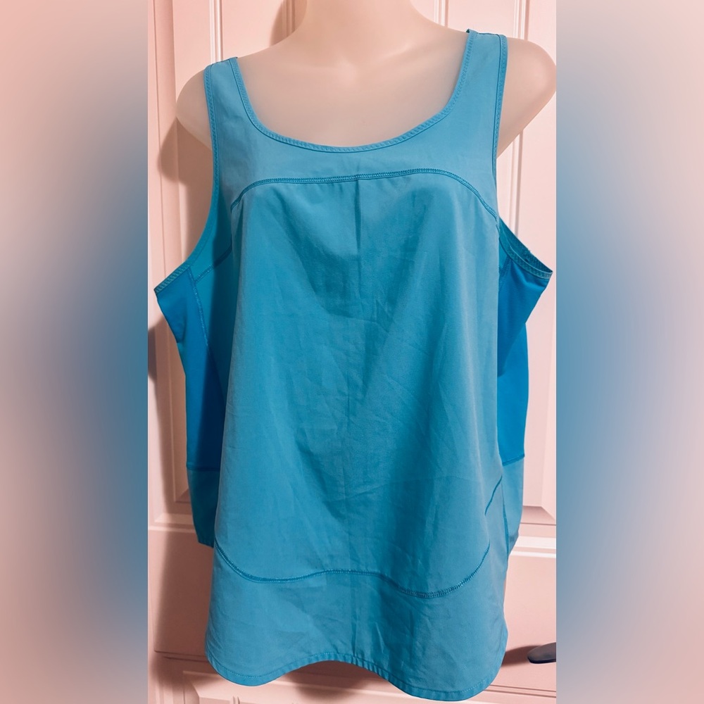 Lululemon Blue Women's Lightweight Split-Back Training Tank Top